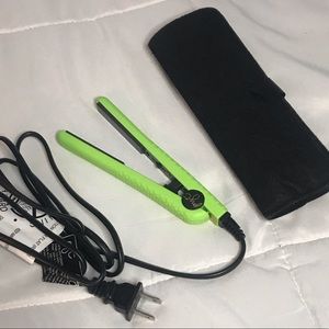 PYT Mini Ceramic Flat Iron